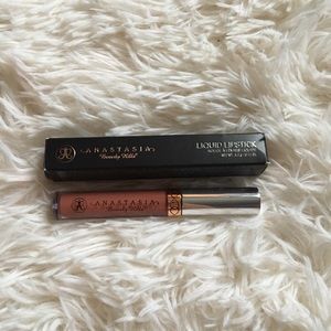 ABH Liquid Lipstick Ashton
